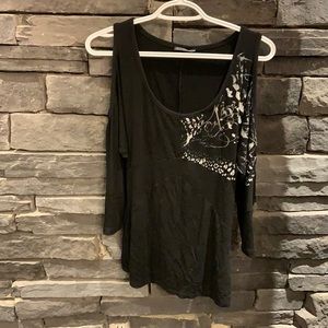 Karv cold shoulder top